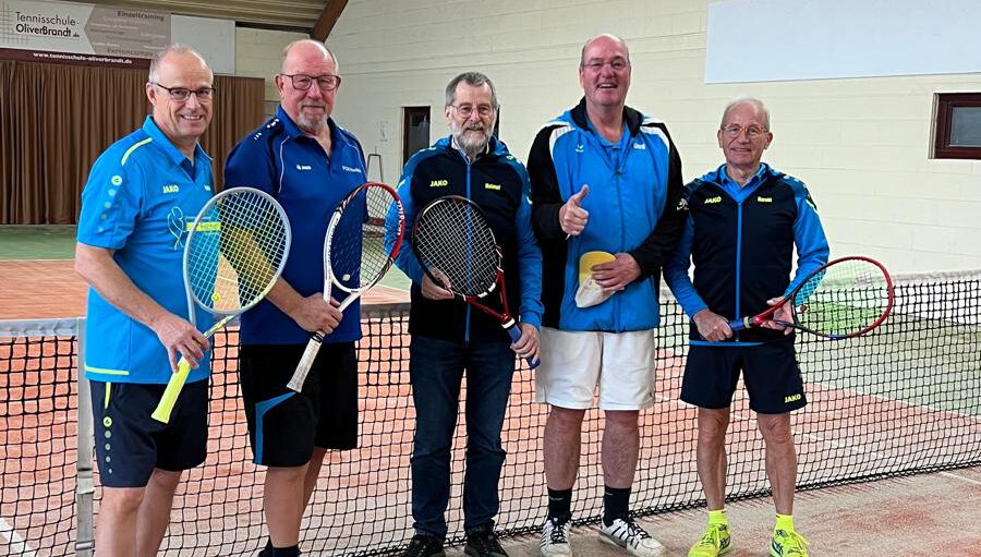 Tennis ü 60-Mannschft des FCN Hooksiel