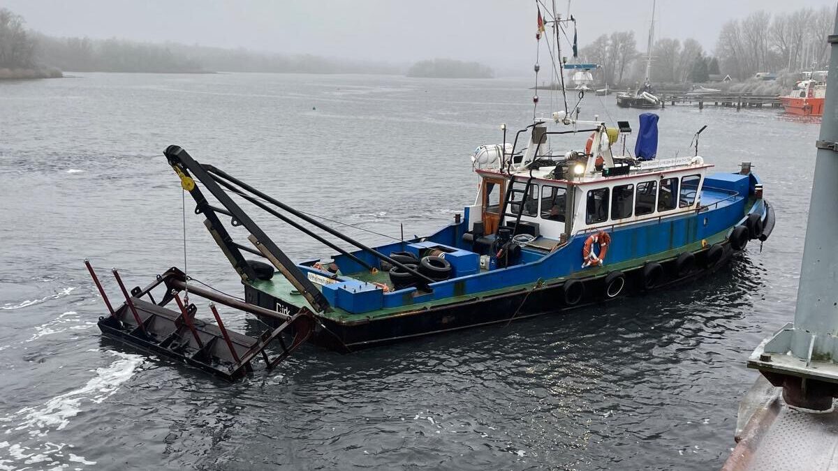 Baggerschif vertieft das Hooksmeer