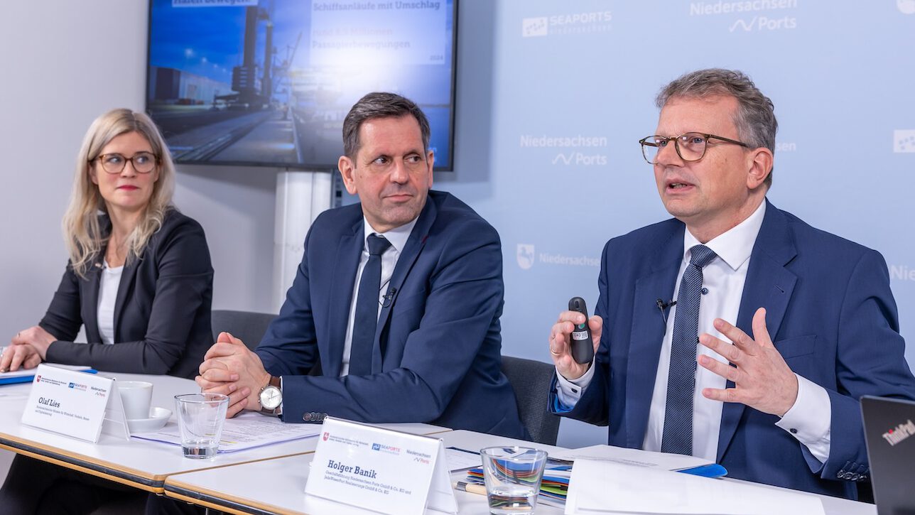 Pressekonferenz bei Sports