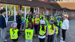Hooskieler Grundschüler bereiten sich auf die Fahhradprüfung vor