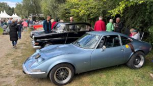 Oldtimer an den Skiterrassen